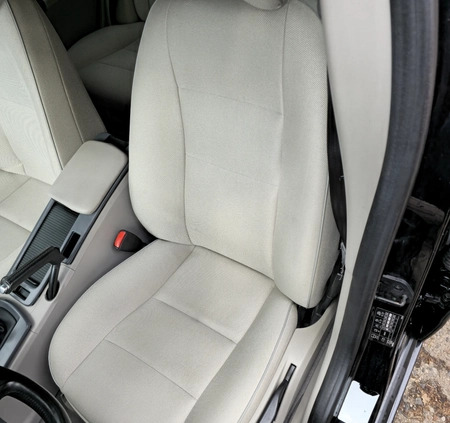 Volvo V50 cena 26900 przebieg: 218868, rok produkcji 2012 z Kałuszyn małe 106